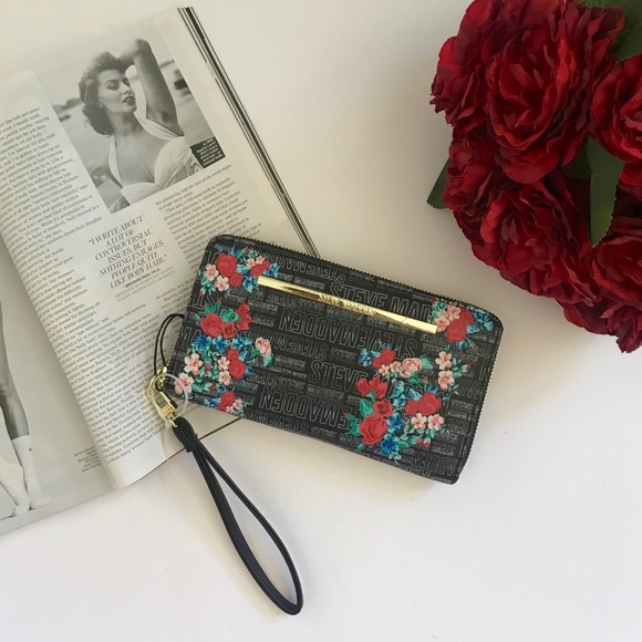 Steve Madden Handbags - Steve Madden Black Logo Floral Wallet Wristlet